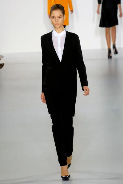 Look 34
